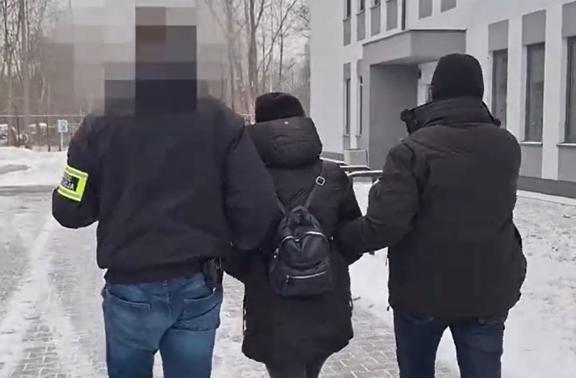 Zamiast zamówionego towaru wysyłali sól i mąkę. Oszukali tak ponad 1300 osób z całej Polski Zamiast zamówionego towaru wysyłali sól i mąkę. Oszukali tak ponad 1300 osób z całej Polski