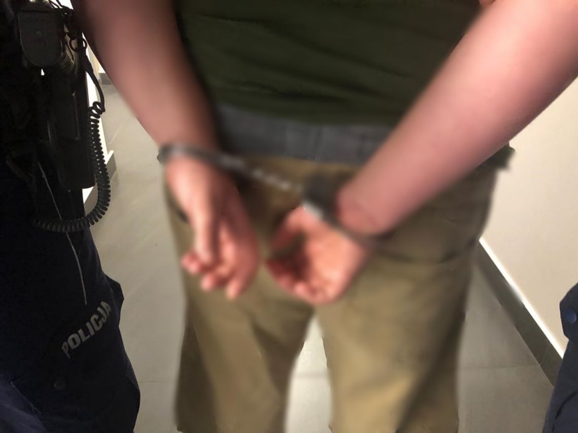 Zamówił taksówkę, żeby podjechać na jumę do sklepu. Kazał na siebie zaczekać Zamówił taksówkę, żeby podjechać na jumę do sklepu. Kazał na siebie zaczekać