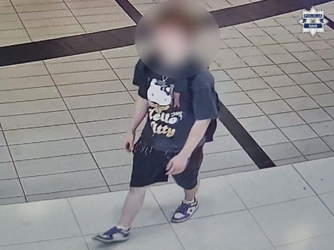 Zaryzykował zdrowie i życie, by pomóc zaatakowanej kobiecie. Policja poszukuje młodego bohatera