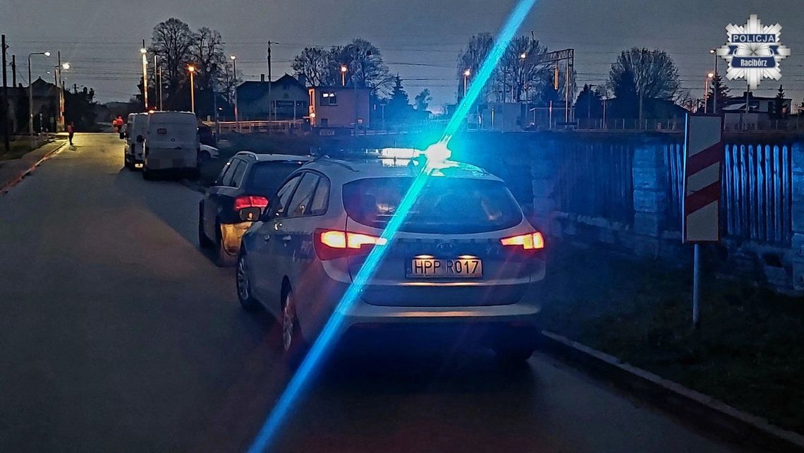 Zatrzymał ją dopiero szlaban. 24-latka w Audi uciekała przed policją pod wpływem narkotyków