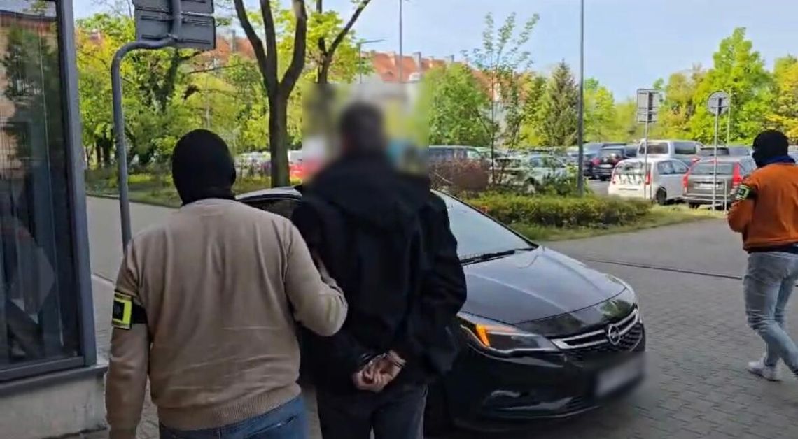 Zatrzymany sprawca fałszywego alarmu bombowego na Poznań Motor Show 2025