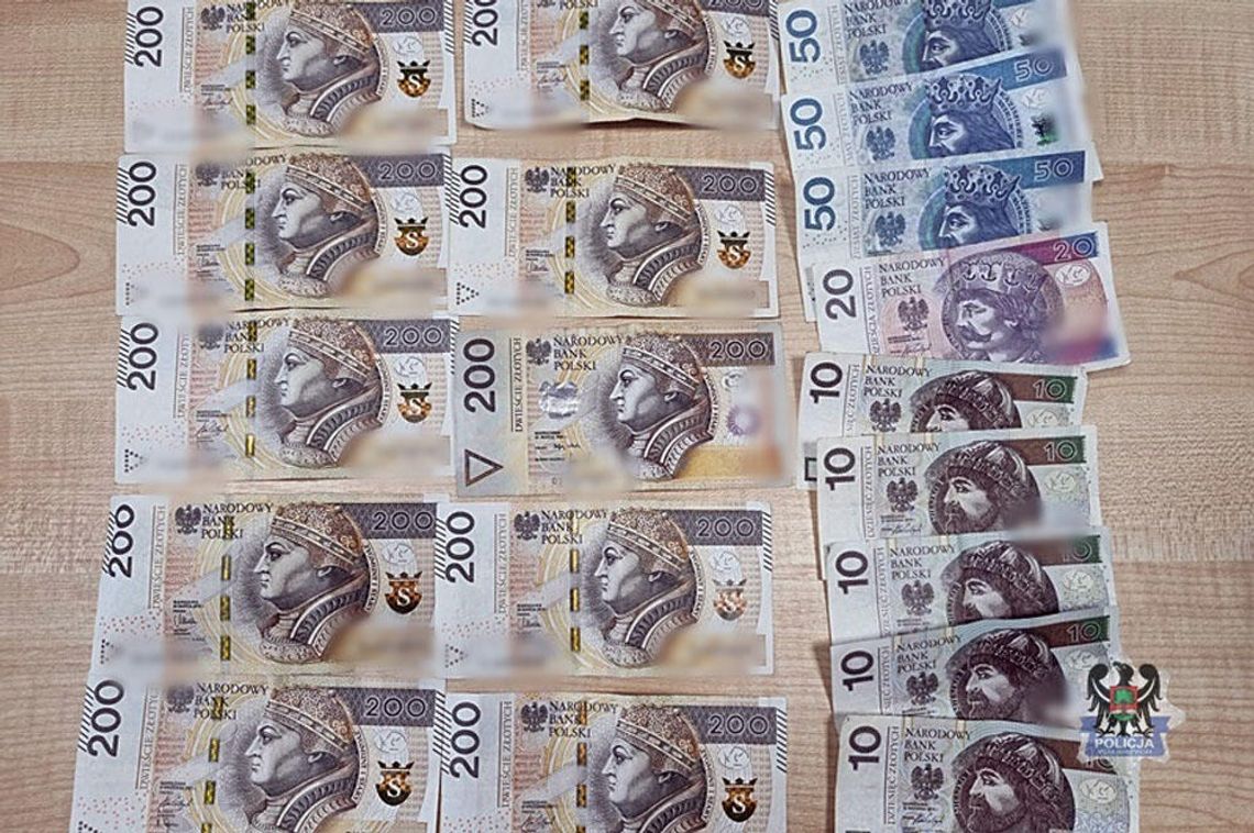 Zaufała sąsiadowi i dała kartę, żeby kupił rzeczy potrzebne na remont. Mężczyzna wyczyścił jej konto