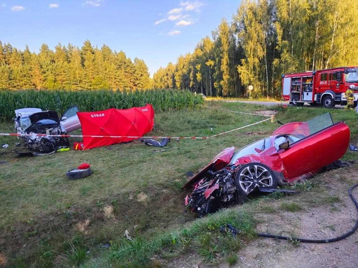 Zderzenie audi i lexusa. Zginęły cztery osoby podróżujące audi, w tym dwoje dzieci [FOTO]