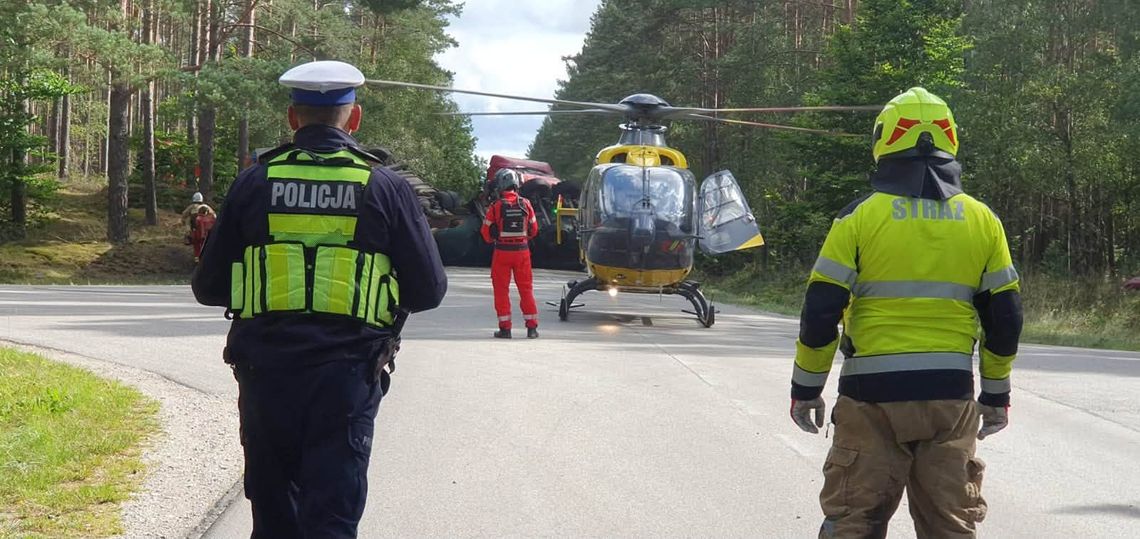 Zderzenie dwóch ciężarówek i samochodu osobowego. Są dwie ofiary śmiertelne wypadku