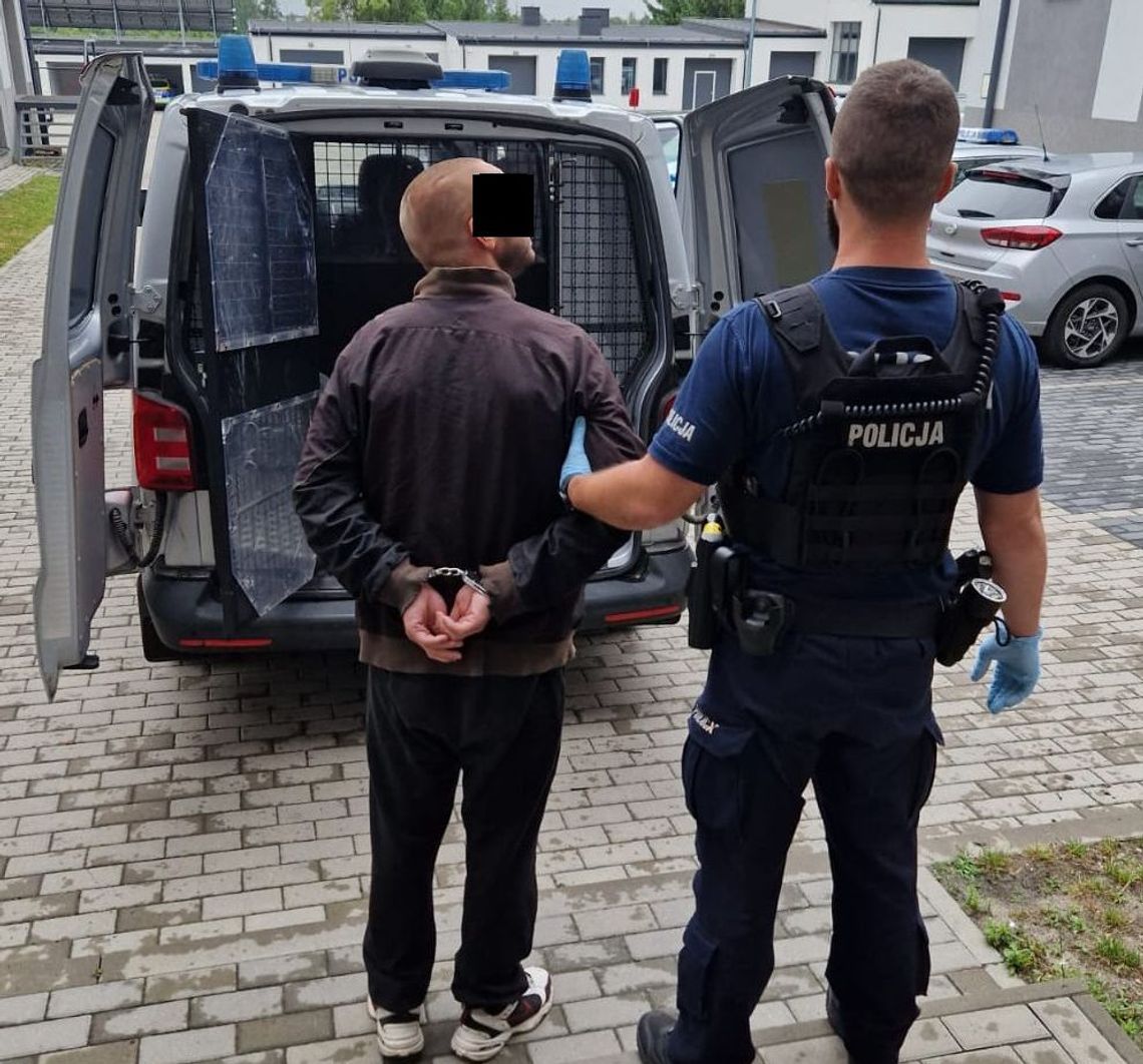 Żeby zrobić na złość wujkowi, zamordował jego kota. Rzucił nim o chodnik