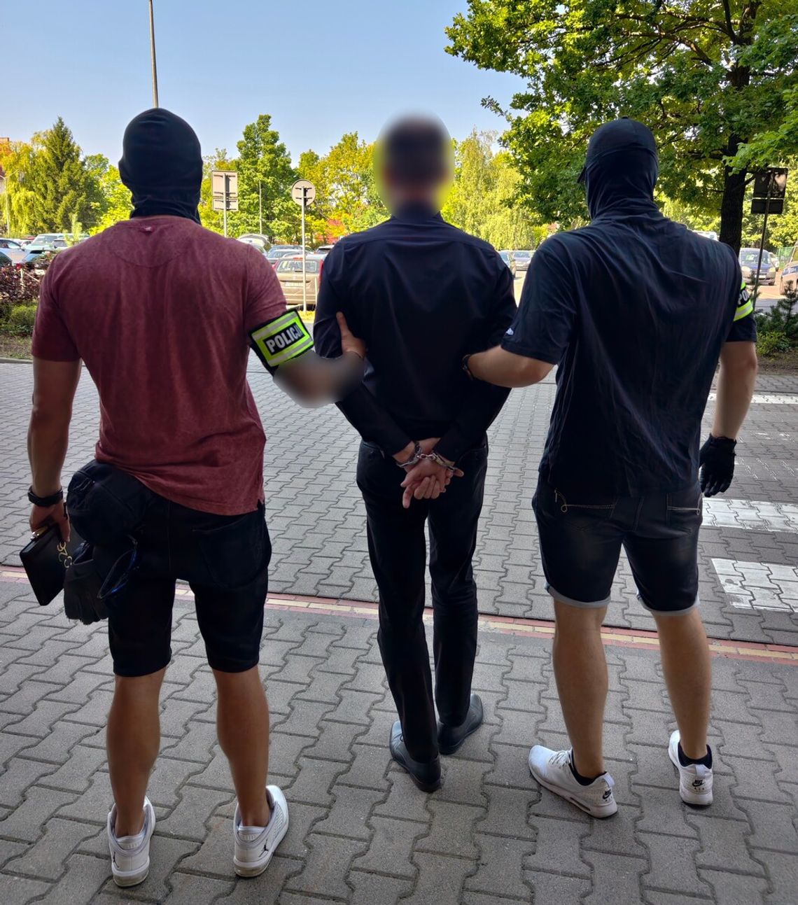 Zgłosił znalezienie ładunku wybuchowego w baku. Śledczy zatrzymali właściciela Audi Zgłosił znalezienie ładunku wybuchowego w baku. Śledczy zatrzymali właściciela Audi