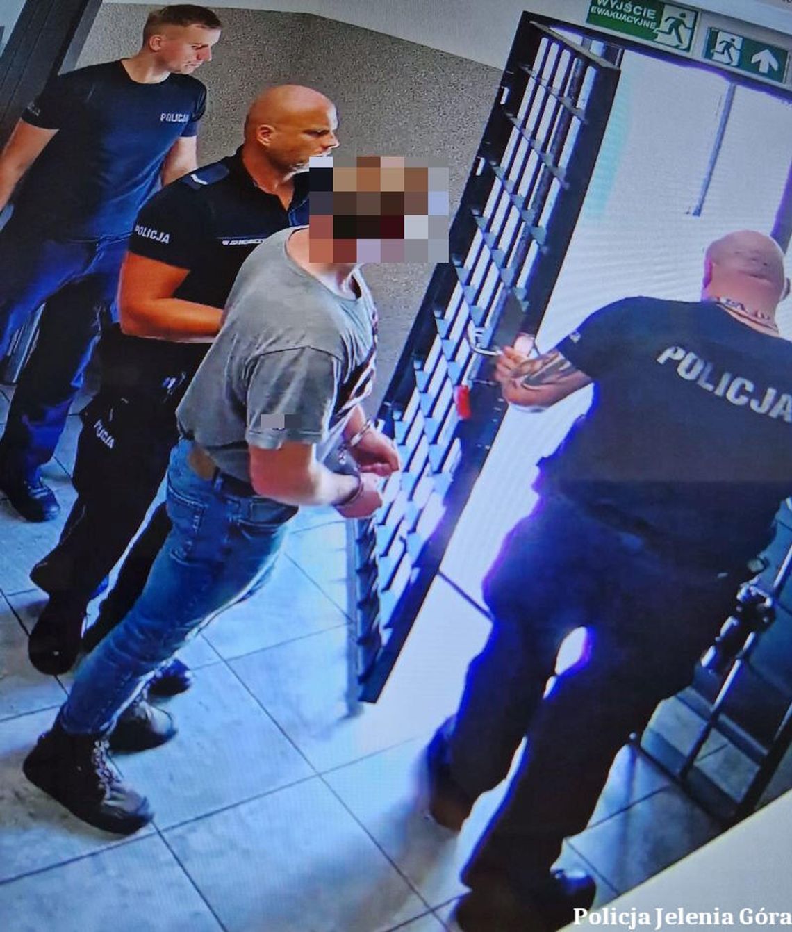 Zgotował piekło swojej partnerce. Zamontował jej GPS, śledził i przez długi czas się nad nią znęcał