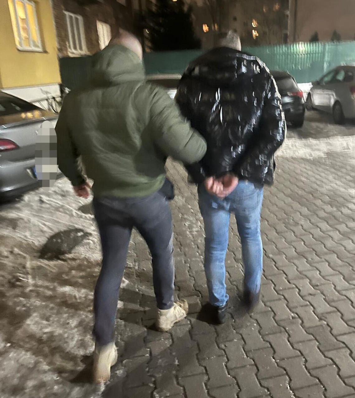 Złodziej grasował w parkingu podziemnym galerii handlowej. Ukradł motocykle warte 45 tysięcy złotych