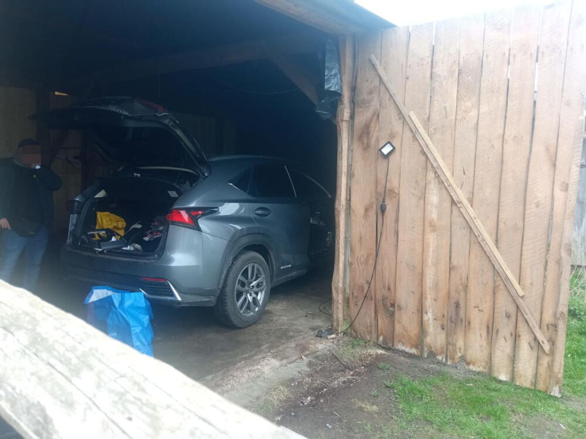 Złodziej samochodów miał dziuplę w stodole. Policjanci zaskoczyli go po ostatniej kradzieży