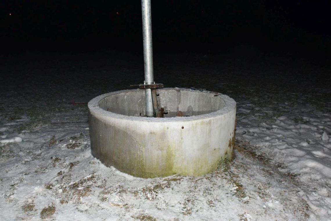 Złodzieje wrócili na miejsce przestępstwa. Jeden uciekał pieszo, drugi wpadł dwa dni później