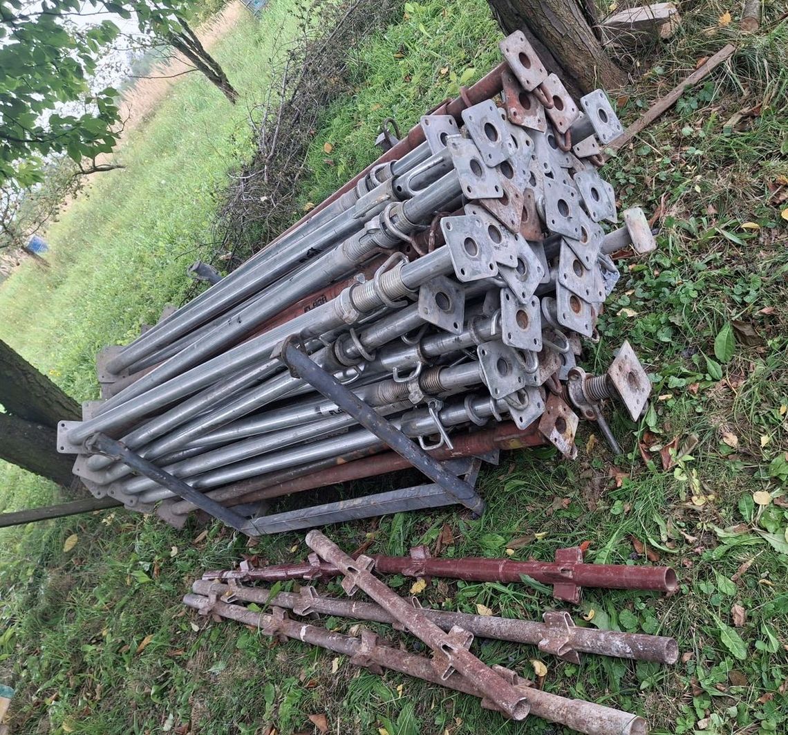 Złodziejskie trio w rękach kryminalnych. Mężczyźni okradali place budowy