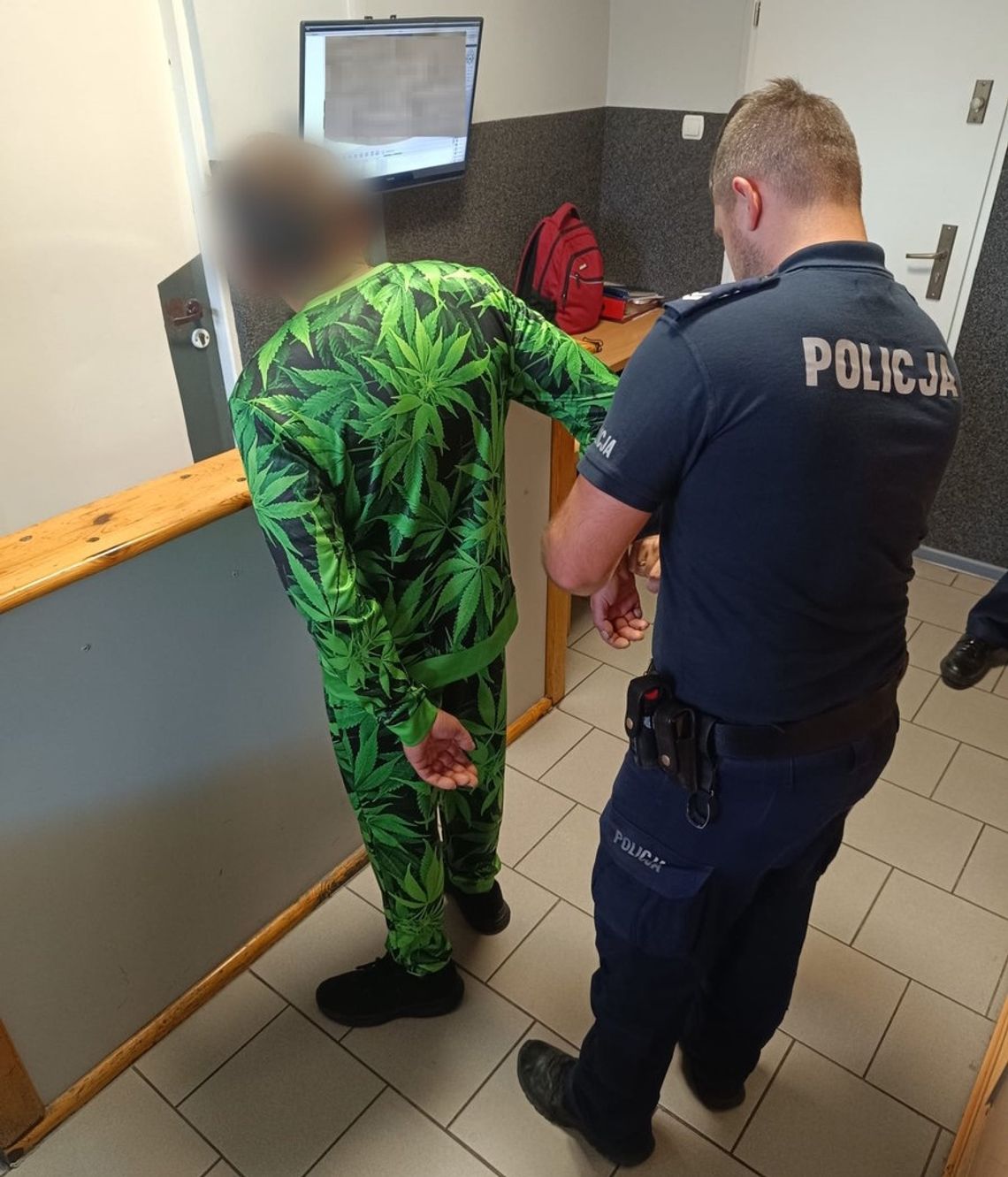 Znęcał się nad rodziną, musiał opuścić dom. 49-latek będzie tłumaczył się w sądzie