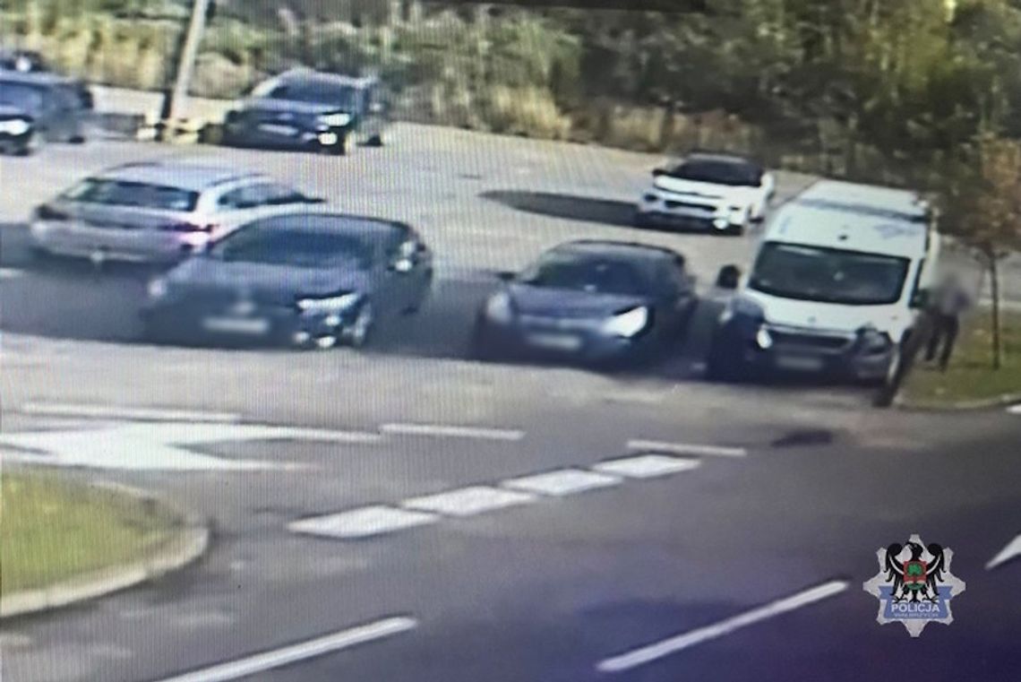 Zostawił otwartego dostawczaka. Złodziej okradał go przez cztery dni, zabrał nawet fotel kierowcy