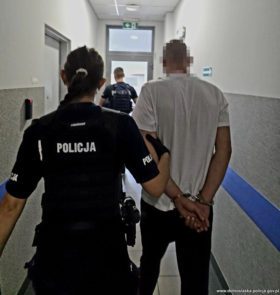 Zostawił rower, odjechał cudzym autem i założył skradzione tablice. Kuriozalne tłumaczenie złodzieja Zostawił rower, odjechał cudzym autem i założył skradzione tablice. Kuriozalne tłumaczenie złodzieja