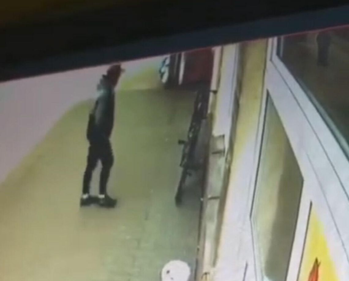 Zostawiła rower tylko na chwilę. Złodziej od razu skorzystał z okazji. Potem próbował sprzedać go za 50 zł