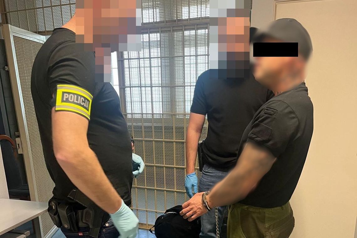 Zrabował pół miliona złotych i uciekł z żoną do Niemiec. Napad planował przez pół roku