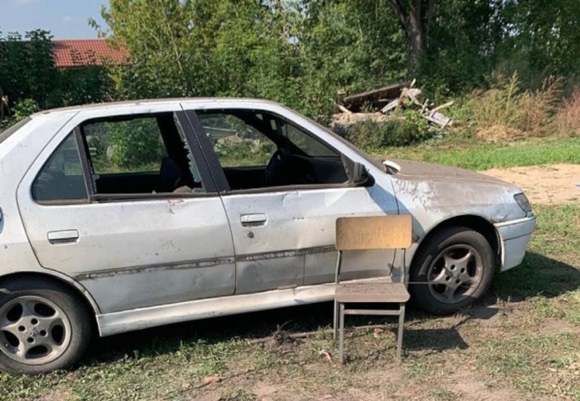 Zrobili wieczorne ognisko, rano doszło do eksplozji przed ich domem. W ziemi znajdował się pocisk artyleryjski