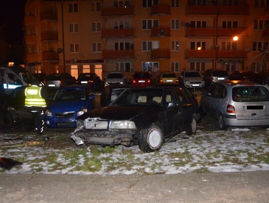 parking kolizja (2)