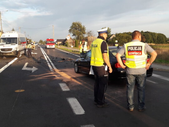 nowy ochedzyn wieruszow wypadek bmw motocyklisci 3