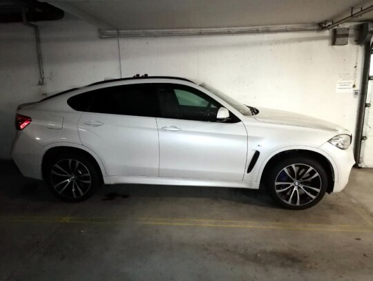 bmw x6 (3)