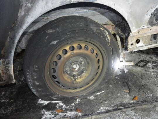 bielawa podpalenie radiowozu 3