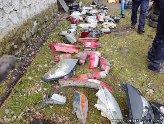 zabkowice slaskie kradzieze samochodow 1