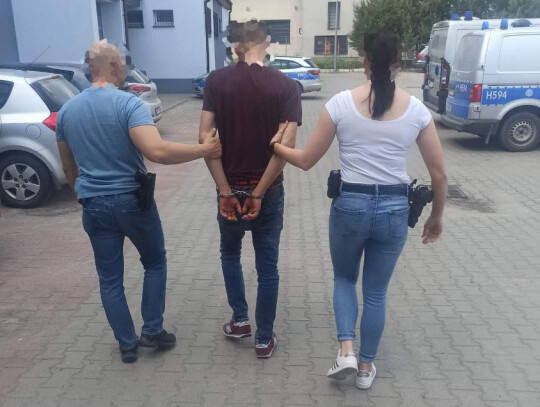 plonsk narkotyki w warsztacue samochodowym 3