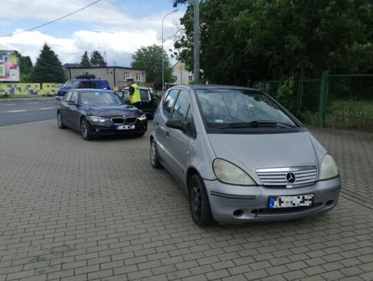 mercedes rozbite szyby (1)