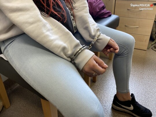 czestochowa pseudokibic ostrzelal radiowoz 1