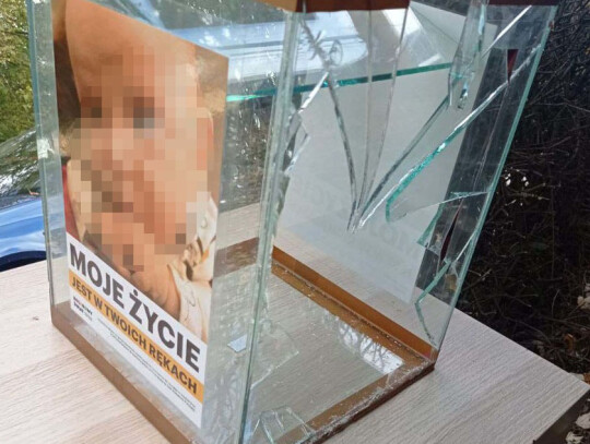 kradziez skarbonki (2) kradziez skarbonki (2)