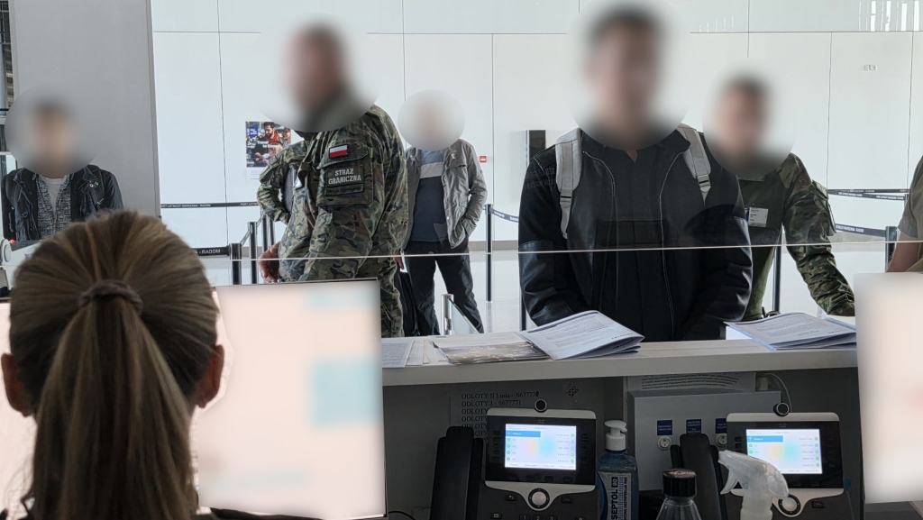 Ośmiu Uzbeków wydalonych z Polski za organizowanie nielegalnej migracji